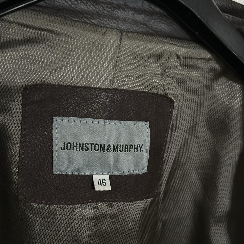 Johnson and Murphy Man’s Leather Jacket, Dark Brown Color, Size 46. - Picture 7 of 9